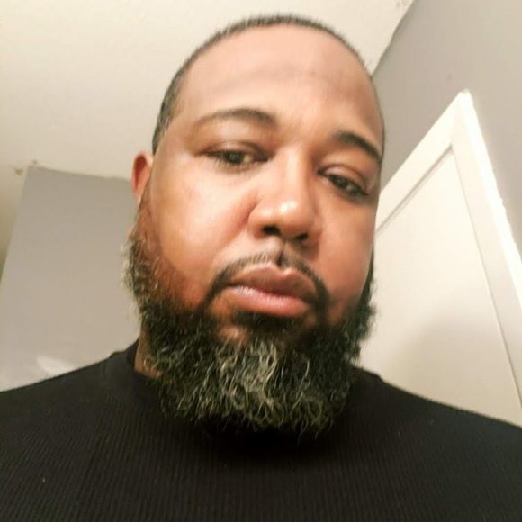 Meet your Posher, Craig - Picture 1 of 1